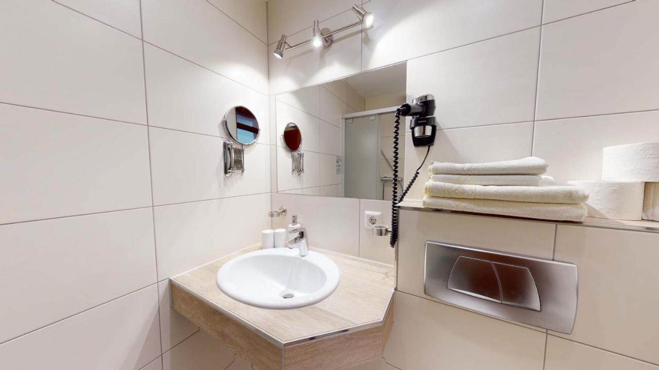 Hotel Seepark Appartements Uhldingen-Muehlhofen Ngoại thất bức ảnh